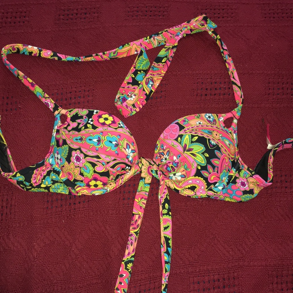 Victoria’s Secret push up swim top, 32b